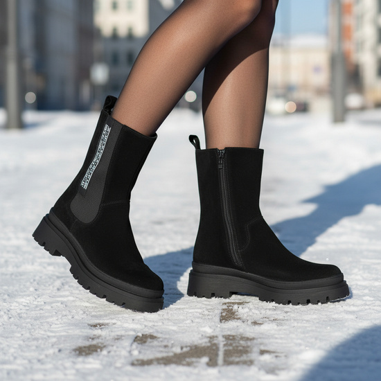 Skórzane botki damskie Pollonus czarny welur 5-1579-004